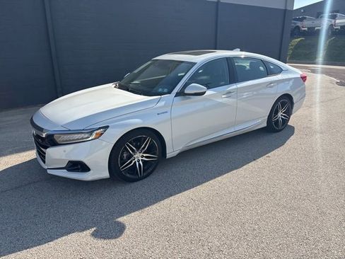 Used 2021 Honda Accord Touring image 5