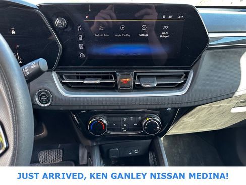 Used 2025 Chevrolet TrailBlazer LT image 10