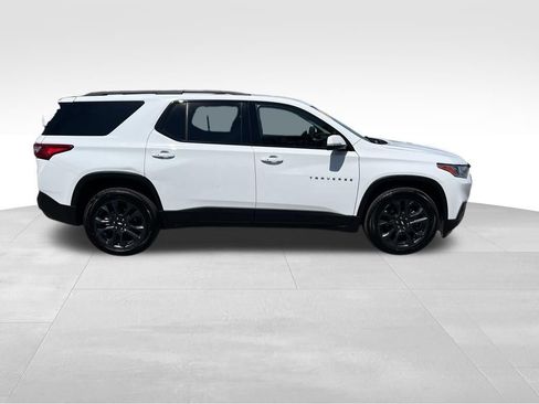 Used 2020 Chevrolet Traverse RS w/ LPO, Floor Liner Package AWD/4WD image 8