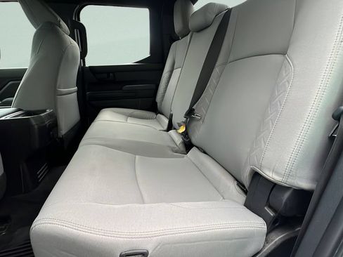 Used 2024 Toyota Tacoma SR5 AWD/4WD image 10