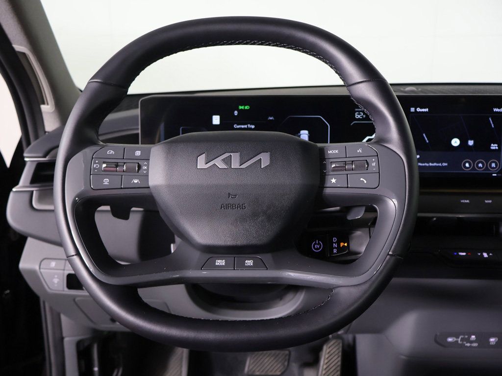 Used 2024 Kia EV9 Land AWD/4WD image 42