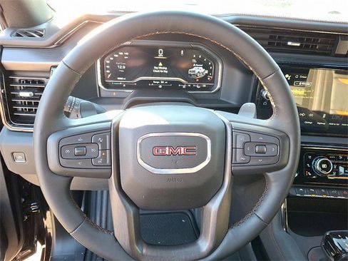 Certified 2024 GMC Sierra 1500 AT4 w/ AT4 Preferred Package image 15