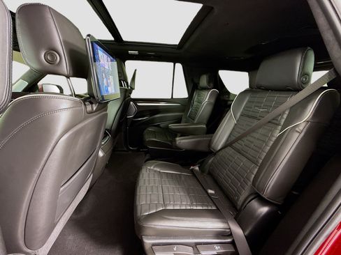 Used 2025 Cadillac Escalade V w/ LPO, Floor Liner Package AWD/4WD image 28