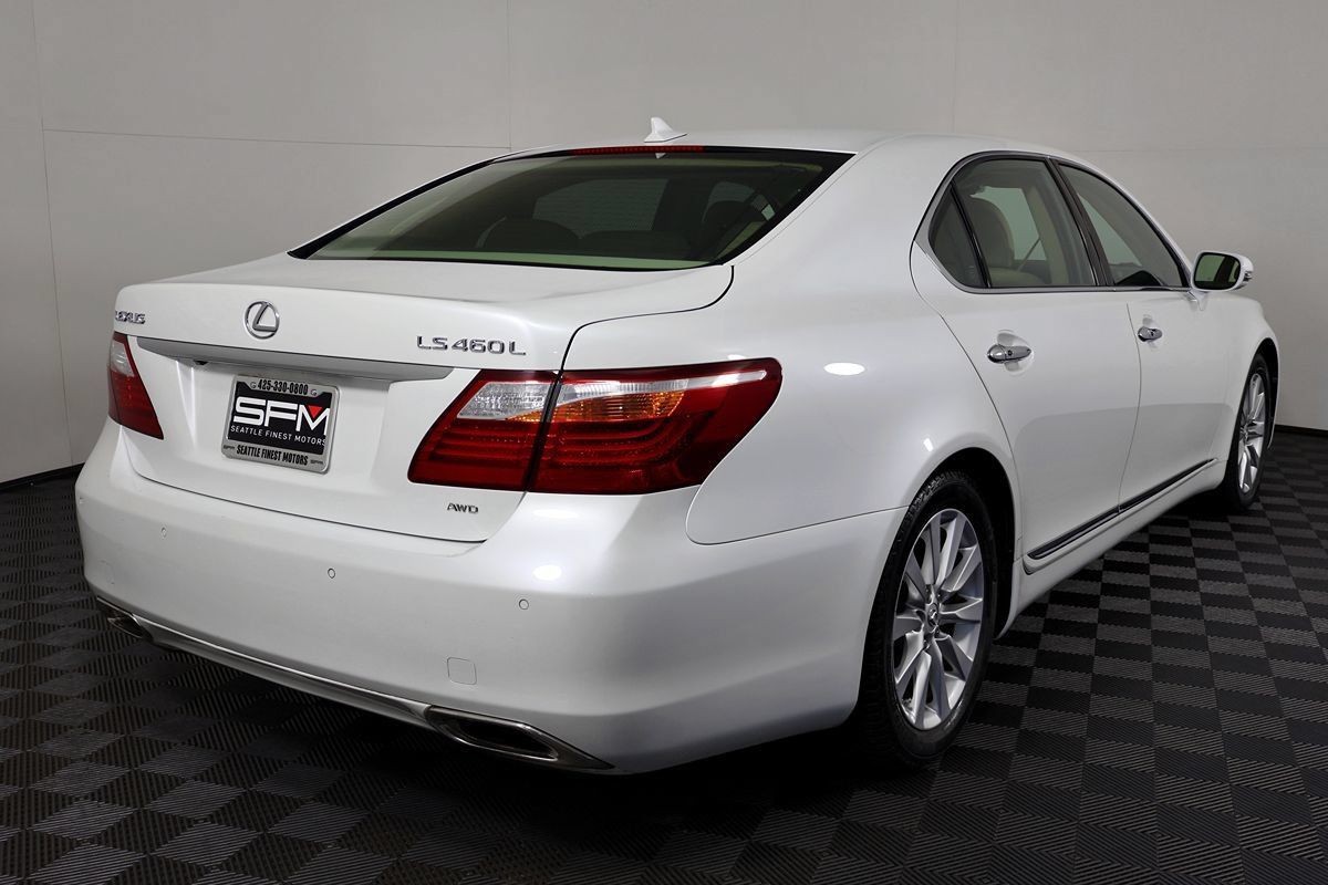 Used 2010 Lexus LS 460 L w/ Luxury Pkg AWD/4WD image 4