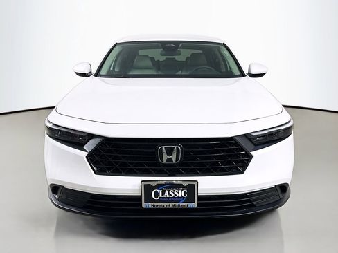 New 2026 Honda Accord LX image 2