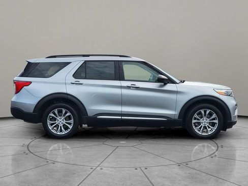 Certified 2023 Ford Explorer XLT w/ Equipment Group 202A AWD/4WD image 13