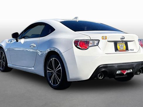 Used 2015 Scion FR-S RWD image 11