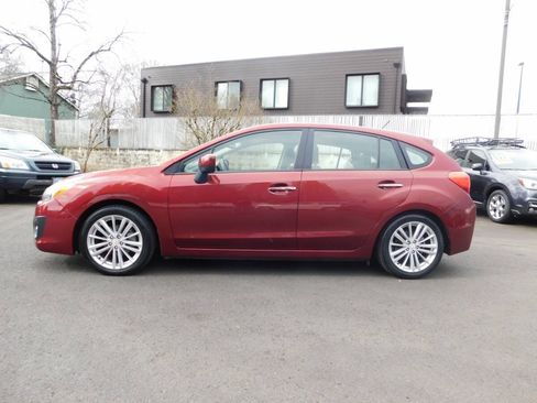 Used 2013 Subaru Impreza 2.0i Limited w/ Popular Pkg 1 AWD/4WD image 21
