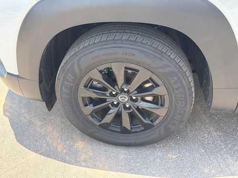Used 2025 MAZDA CX-50 AWD 2.5 Hybrid w/ Premium Pkg image 11