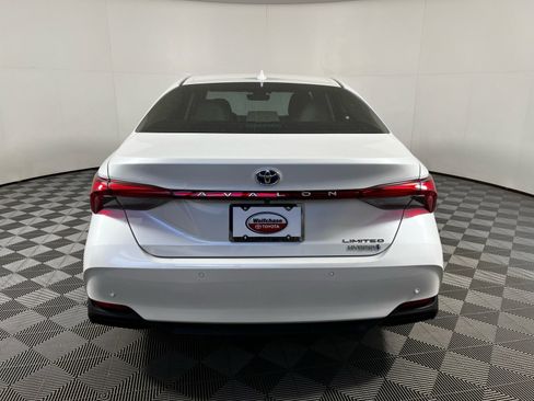 Certified 2020 Toyota Avalon Limited w/ Advanced Safety Package image 6
