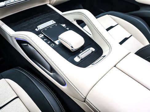 New 2026 Mercedes-Benz GLE 53 AMG 4MATIC Coupe image 6