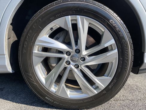 Used 2020 Audi Q7 2.0T Premium Plus w/ Premium Plus Package AWD/4WD image 12