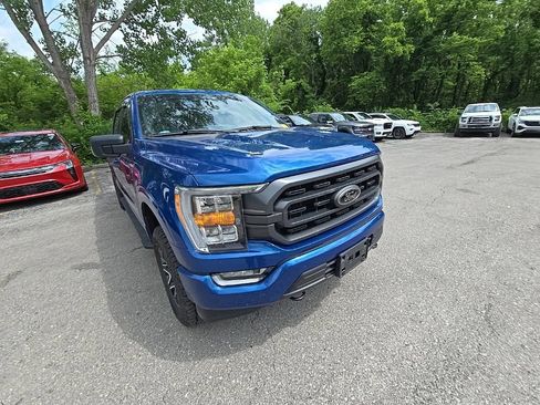 Used 2022 Ford F150 XLT w/ Equipment Group 302A High AWD/4WD image 11