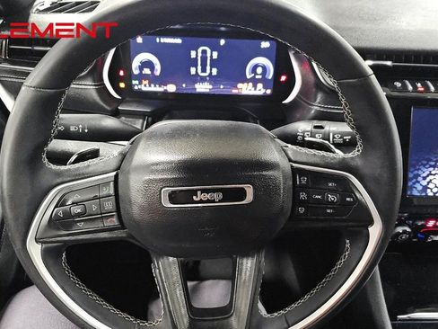 Used 2023 Jeep Grand Cherokee L Altitude image 16