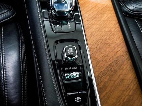 Used 2020 Volvo XC90 T8 Inscription image 20