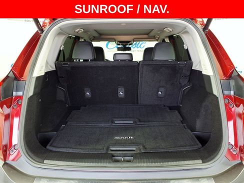 Used 2023 Nissan Rogue SL w/ SL Premium Package image 9