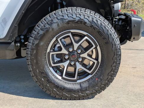New 2026 Jeep Gladiator Rubicon AWD/4WD image 11