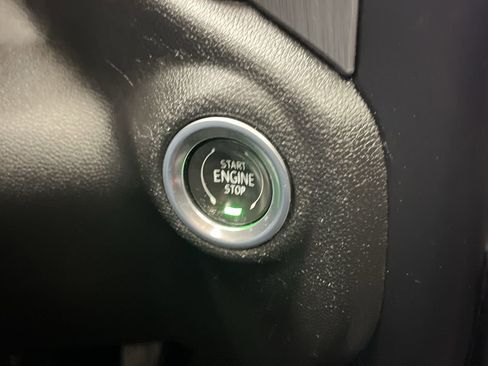 Certified 2021 GMC Sierra 1500 Denali image 23