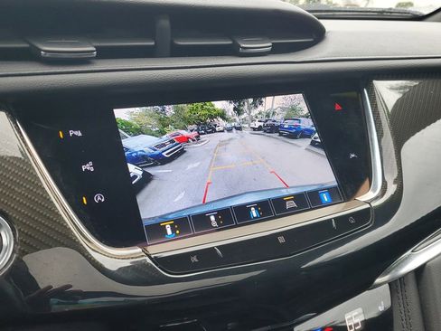 Used 2021 Cadillac XT6 Sport image 23