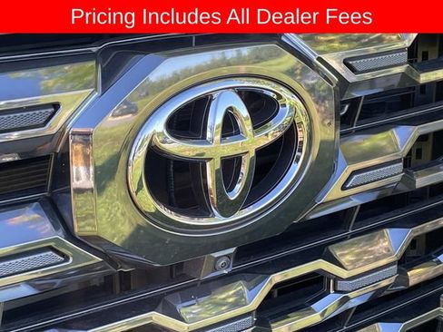 Used 2024 Toyota Tundra Platinum AWD/4WD image 13
