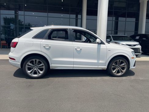 Used 2018 Audi Q3 2.0T Premium w/ Convenience Package FWD image 12