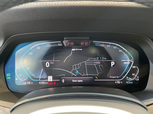 Used 2022 BMW X5 xDrive45e w/ M Sport Package image 22