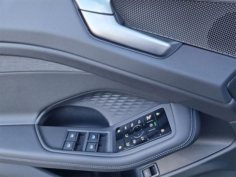 New 2026 Audi A6 Premium Plus image 18