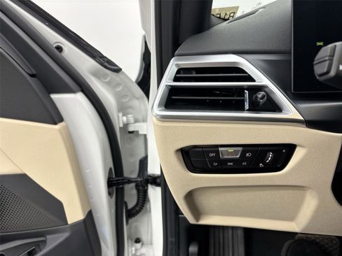 New 2026 BMW 330i xDrive Sedan w/ Parking Assistance Package image 31