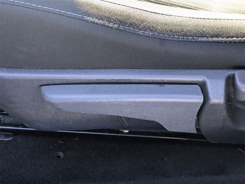 Used 2024 Nissan Sentra SV w/ Lighting Package image 19