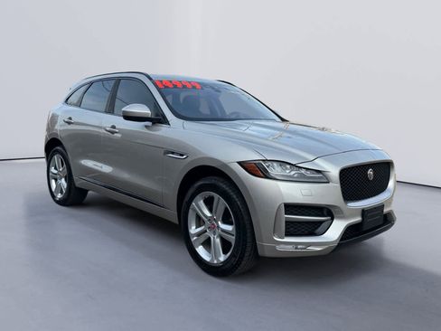 Used 2017 Jaguar F-PACE R-Sport image 1