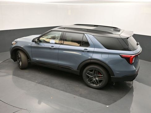 New 2026 Ford Explorer ST-Line w/ ST-Line Street Pack AWD/4WD image 43