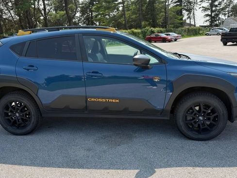 Used 2024 Subaru Crosstrek 2.5i Wilderness w/ Crosstrek Mirror Package AWD/4WD image 4