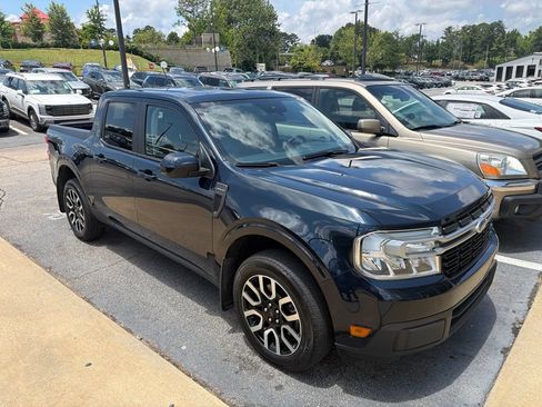 Used 2023 Ford Maverick Lariat FWD image 6
