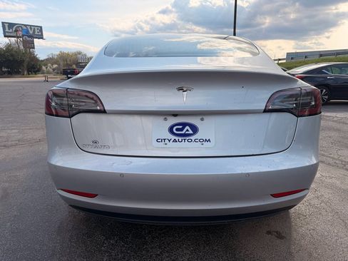 Used 2018 Tesla Model 3 Long Range image 4