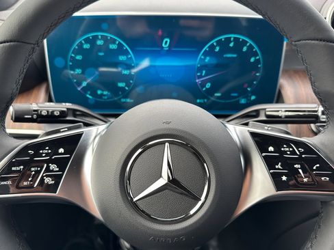 New 2026 Mercedes-Benz GLC 300 4MATIC image 23