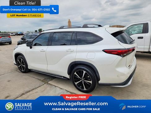Used 2021 Toyota Highlander XSE FWD image 3