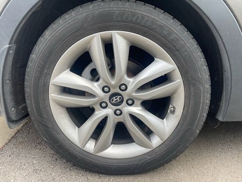 Used 2013 Hyundai Santa Fe Sport 2.0T w/ Technology Pkg image 9