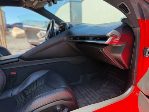 Used 2021 Chevrolet Corvette Stingray Premium Cpe w/ Z51 Performance Package RWD image 33