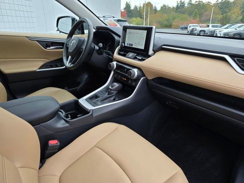 Certified 2025 Toyota RAV4 XLE Premium image 44
