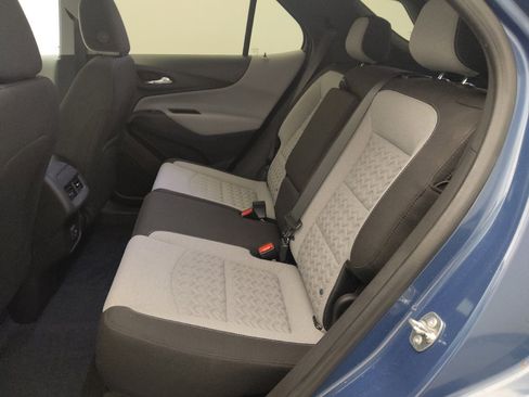 Used 2024 Chevrolet Equinox LS w/ LS Convenience Package image 18