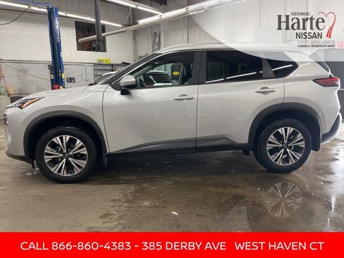 Certified 2023 Nissan Rogue SV w/ SV Premium B Package AWD/4WD image 6