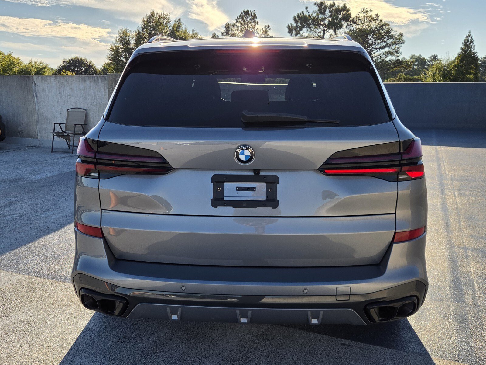 Used 2026 BMW X5 xDrive40i w/ M Sport Package AWD/4WD image 4