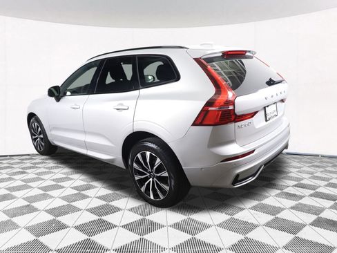 Used 2024 Volvo XC60 B5 Plus image 25