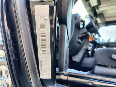 Used 2013 Jeep Wrangler Sahara w/ Dual Top Group image 22