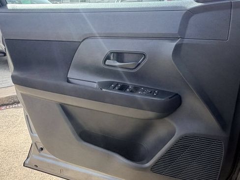 Used 2025 Nissan Kicks S FWD image 25