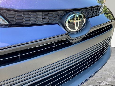 Used 2024 Toyota Corolla LE FWD image 33