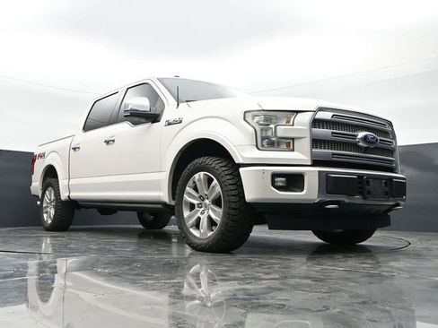 Used 2017 Ford F150 Platinum w/ Equipment Group 701A Luxury AWD/4WD image 17