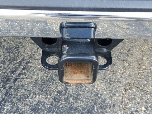 Used 2023 GMC Sierra 1500 SLT w/ SLT Premium Package image 8