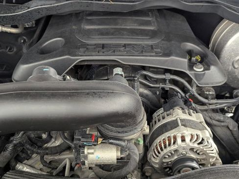 Used 2019 RAM 1500 Limited AWD/4WD image 12
