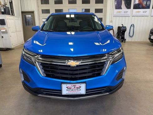 Used 2024 Chevrolet Equinox LT AWD/4WD image 3